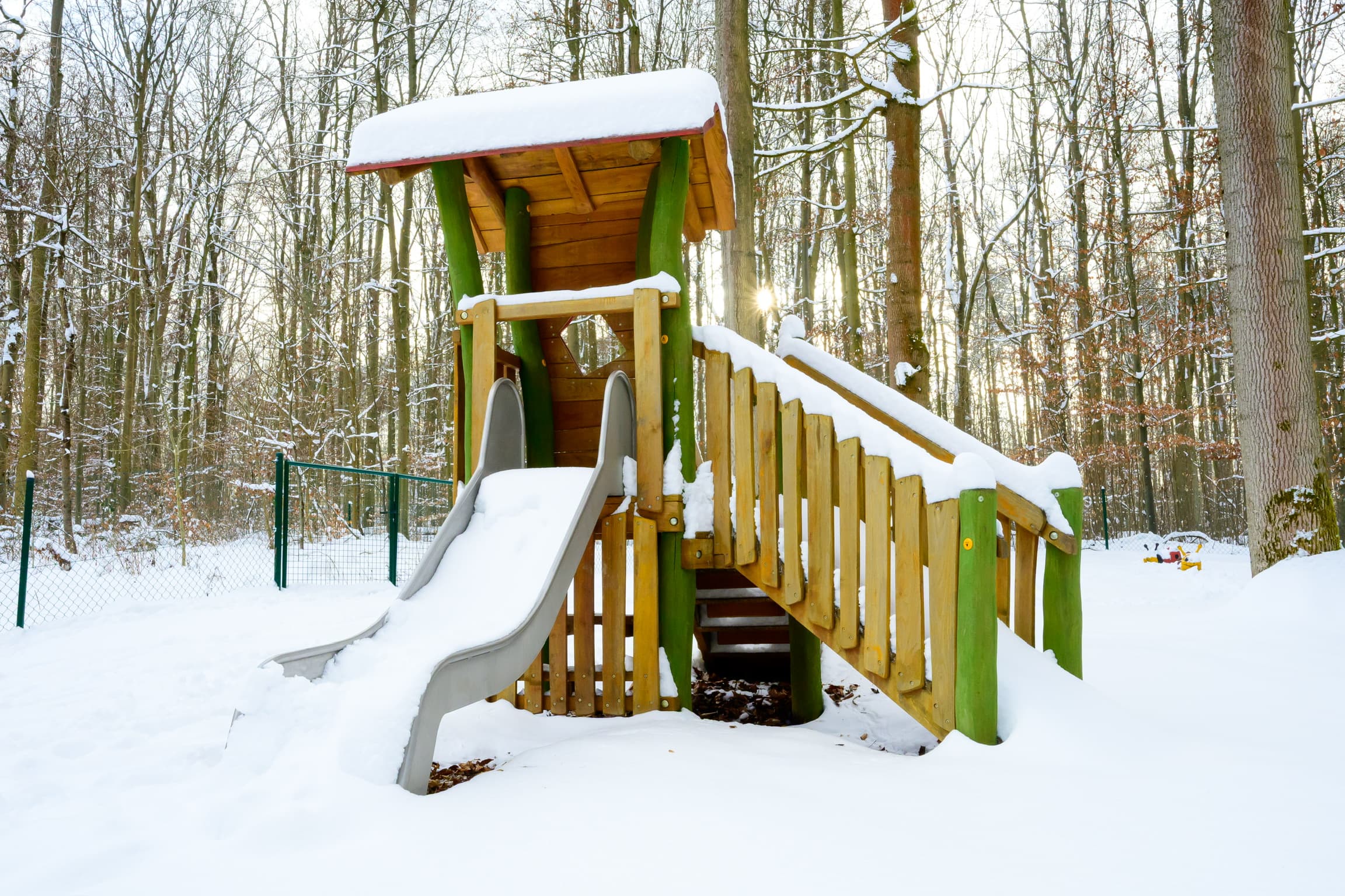 Spielplatz und Außengelände der Zauberflöhe